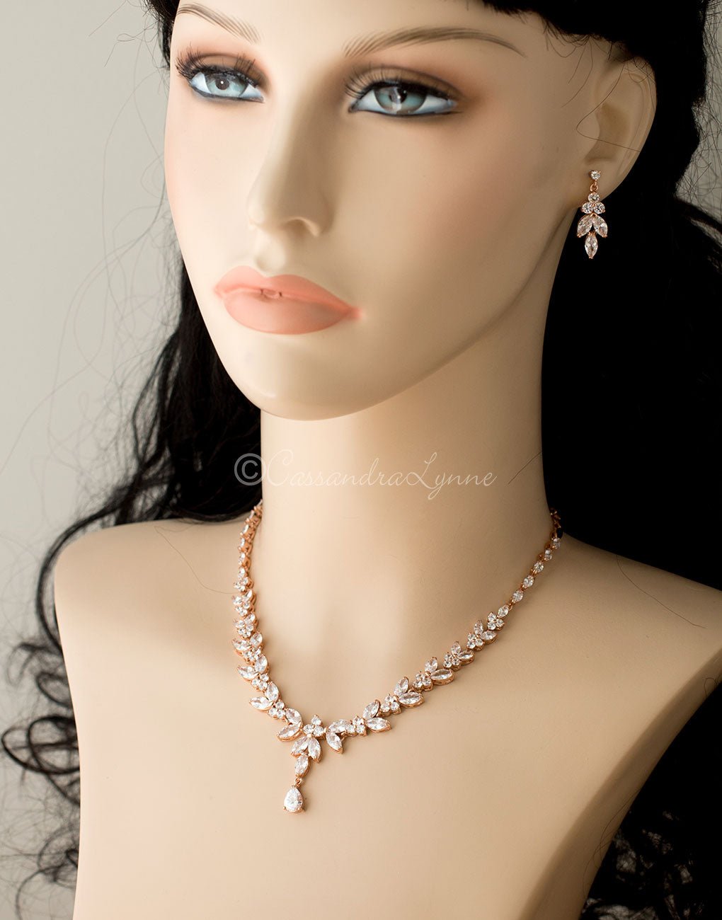 https://cassandralynne.com/cdn/shop/products/marquise-leaf-bridal-necklace-and-earringscassandra-lynne-702497_1c055ef9-1c10-4991-a6c1-970d565178af_1200x.jpg?v=1703631519