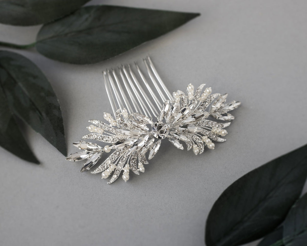 NWT. Handmade head piece with Swarovski crystals, pearls and silver metal comb. Swarovski Hair Comb - Etsy main image 2