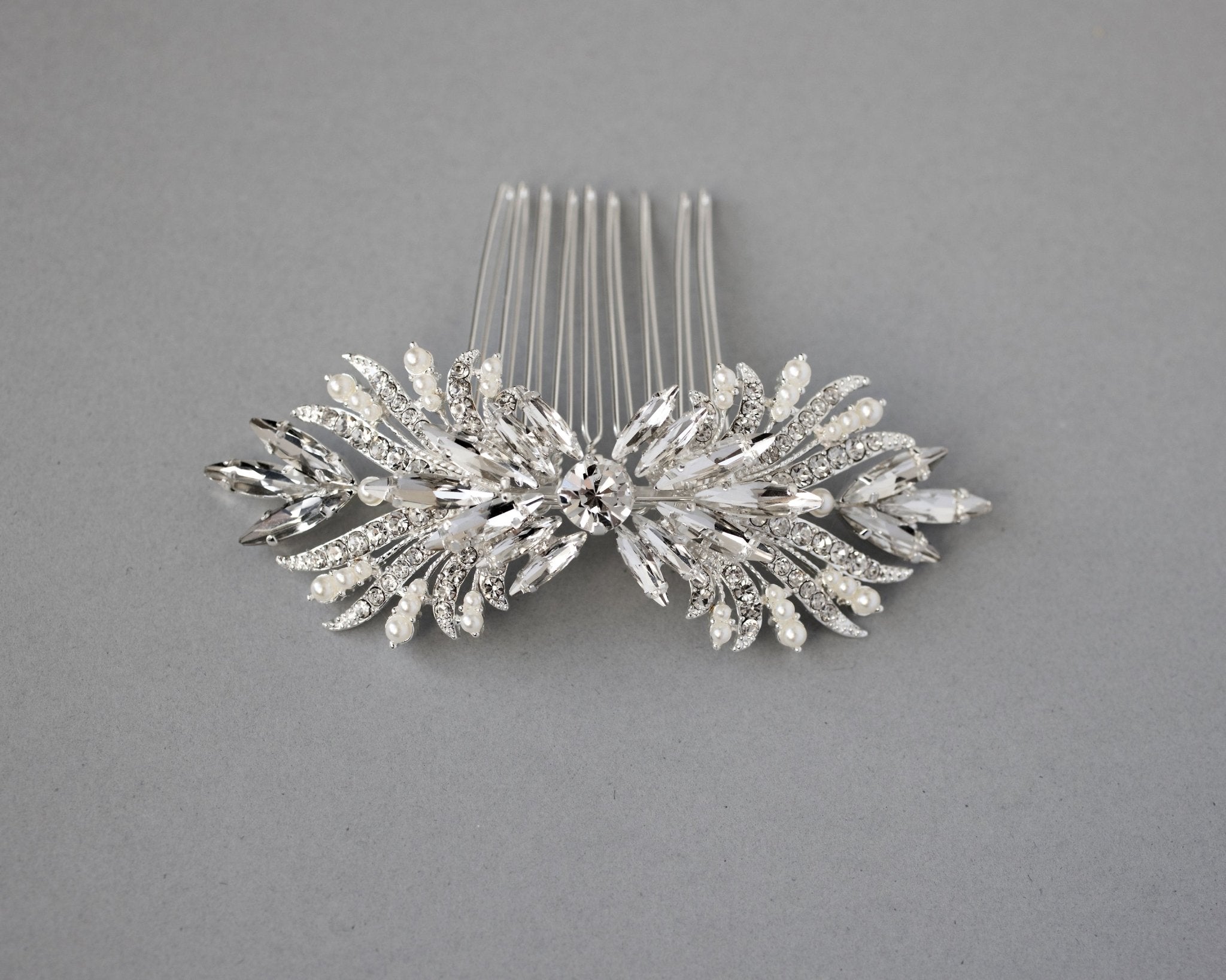 Vintage Hair Comb with Pearls - Cassandra Lynne display picture 2