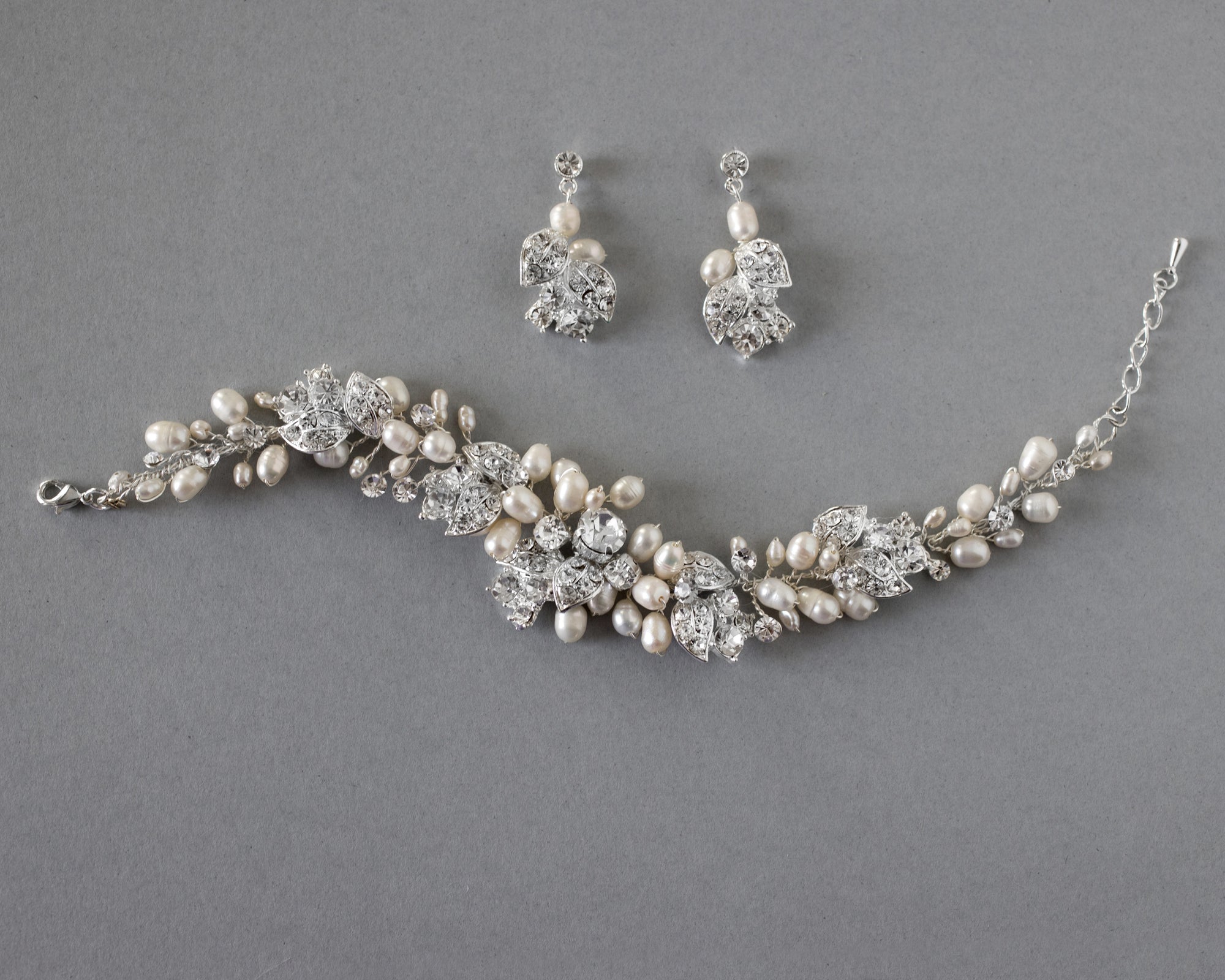 Freshwater Pearl and Crystal Bracelet and Earrings - Cassandra Lynne