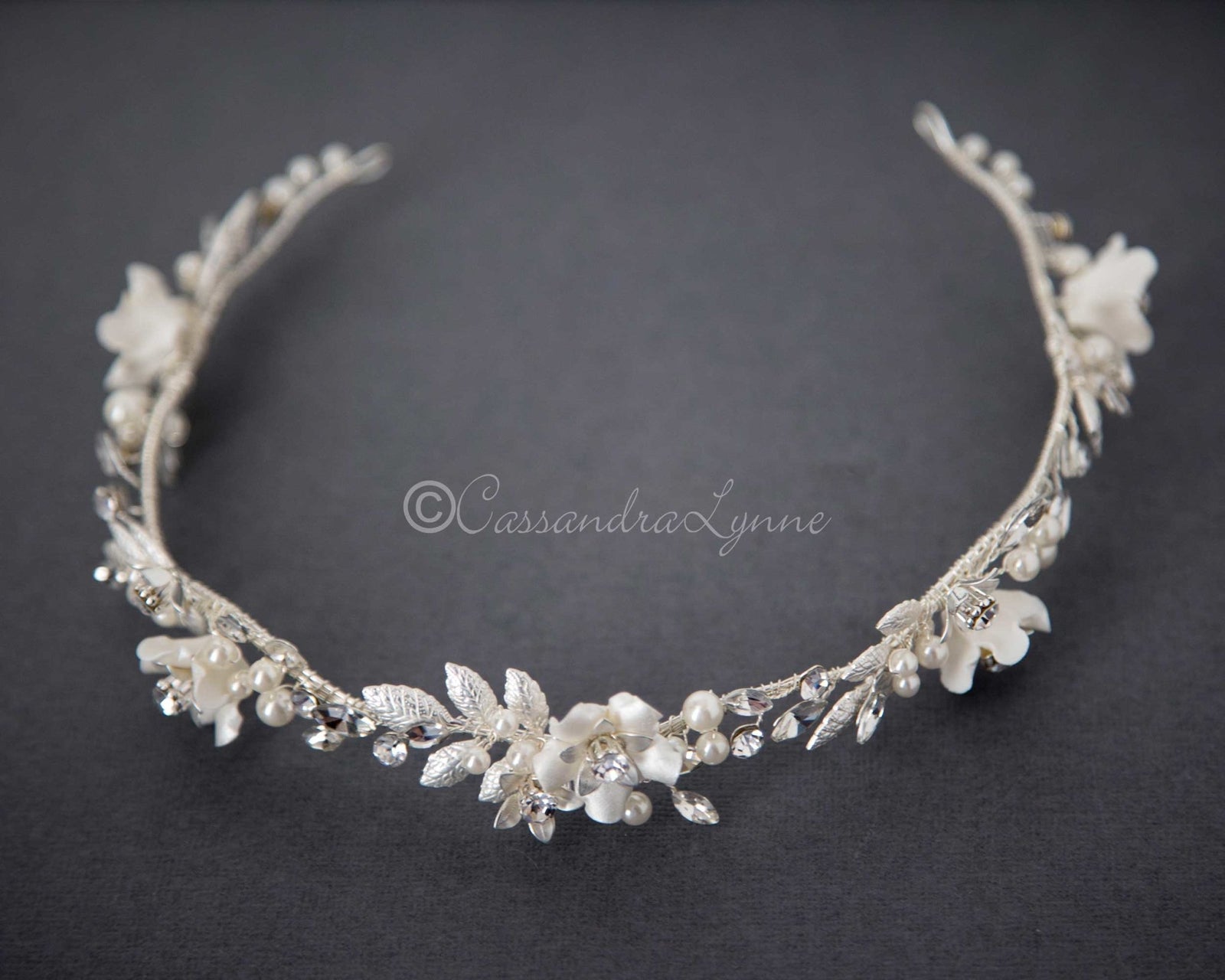 White Floral Headband Veil for Women and Girls, Bridal Hair Piece, Flower  Crown, Wedding Veil, Lysandra Headband 