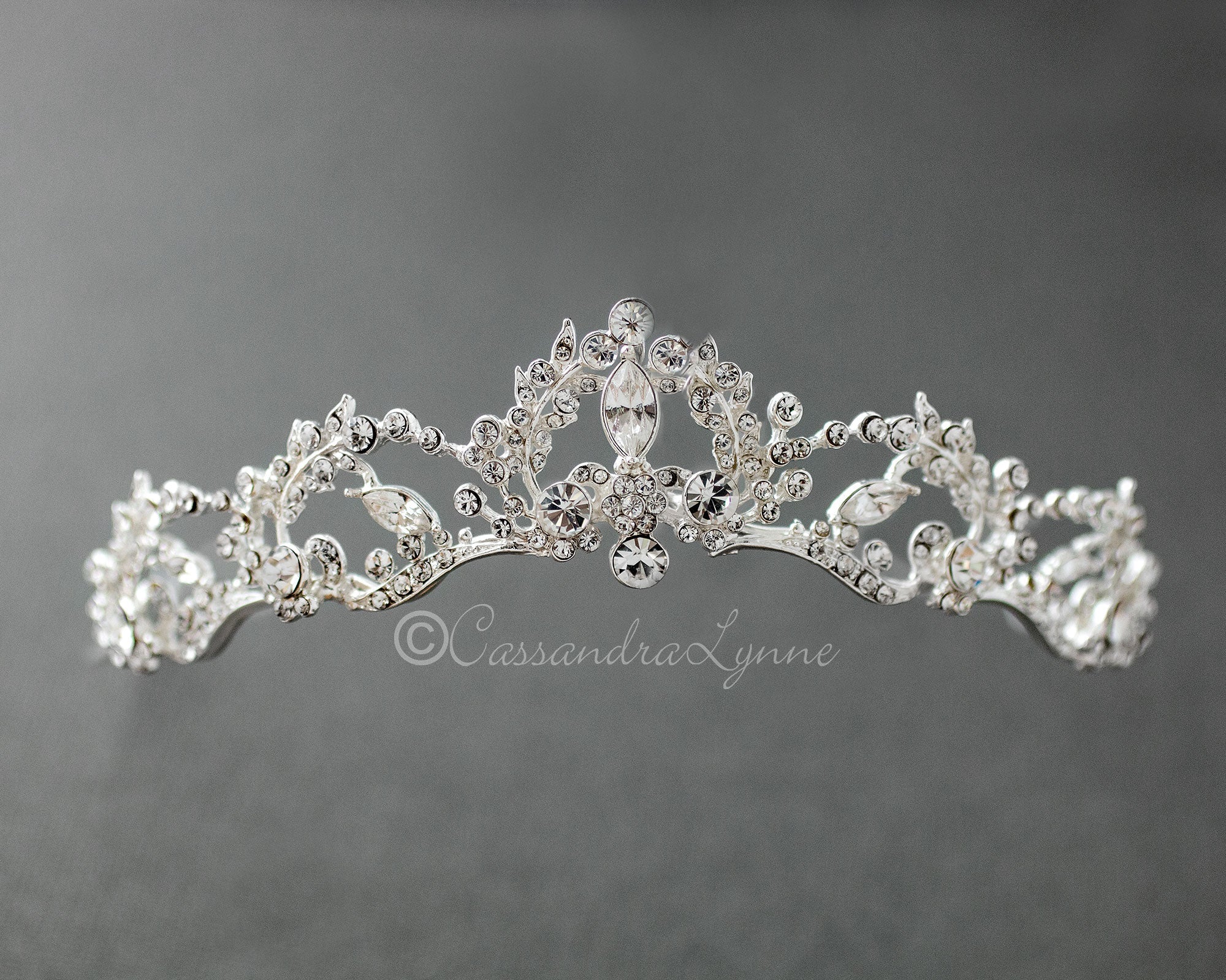 wedding-tiara-with-marquise-vine-designcassandra-lynne-946918_2000x.jpg?v=1667404905